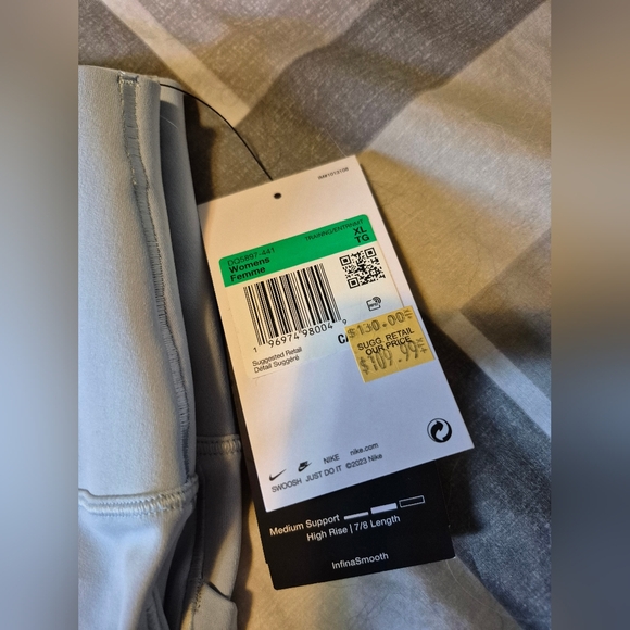 Nike Light Blue Leggings - Picture 2 of 4